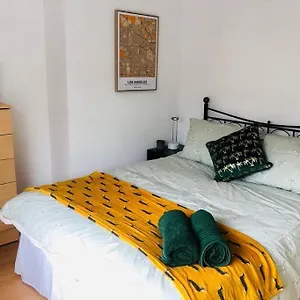 Cosy House, Lisburn Road Holiday home