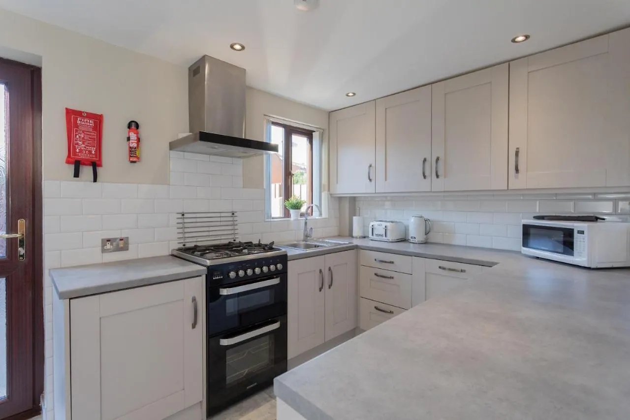 New Modern City Centre Apartment Belfast