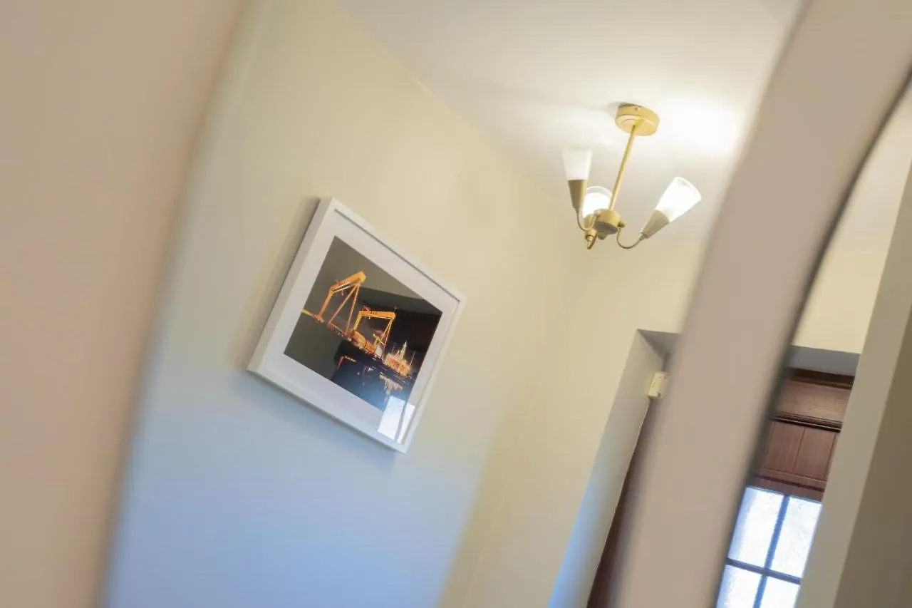 New Modern City Centre Apartment Belfast