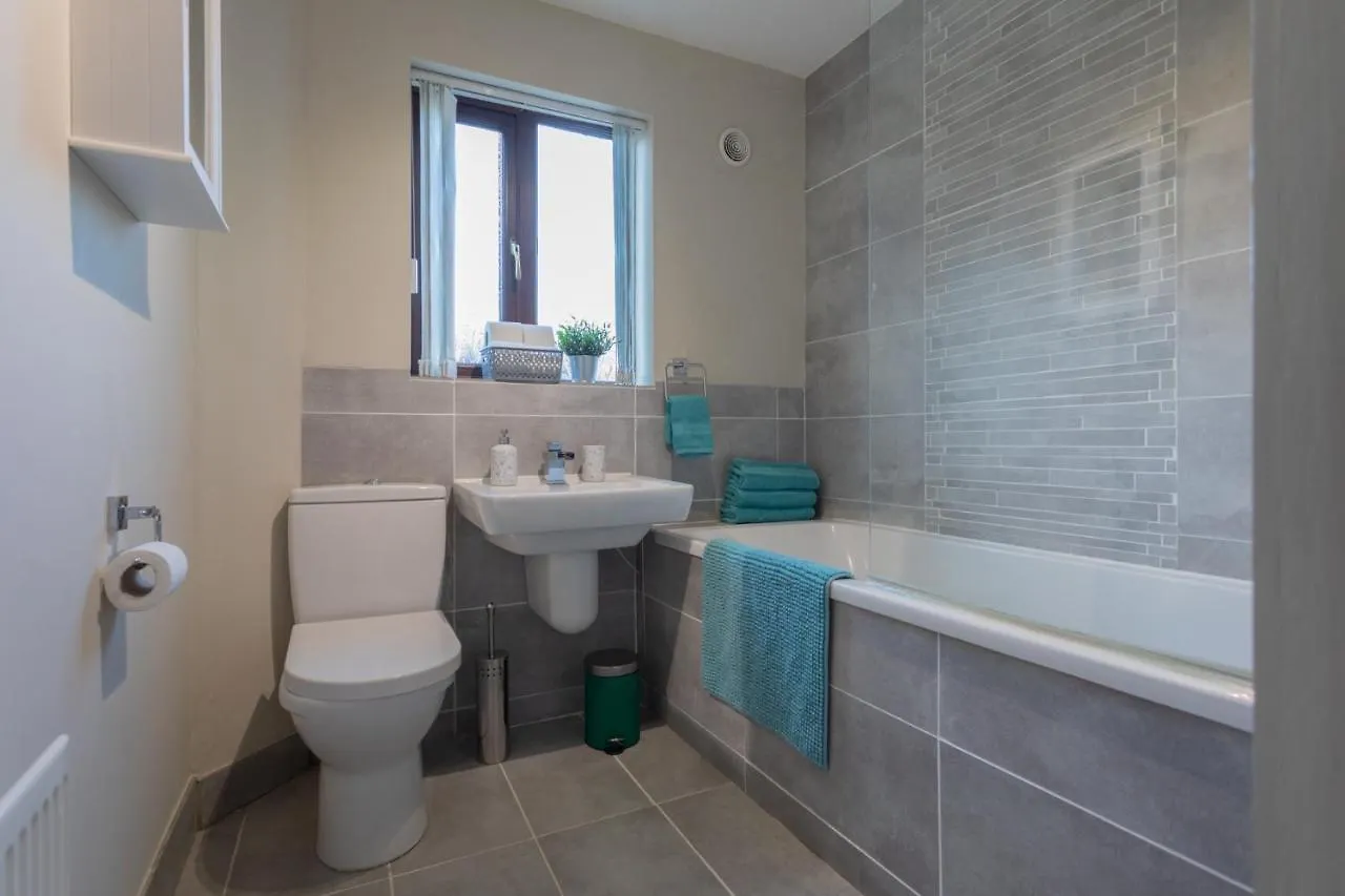 New Modern City Centre Apartment Belfast 0*,